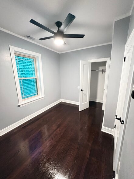 1st Room - 2026 W McLean Ave