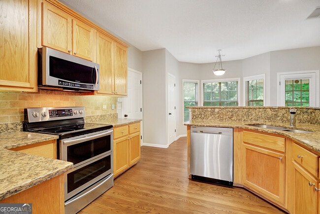 Building Photo - 75 Rock Mill Ct