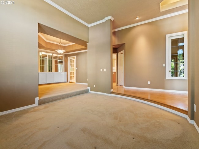 Building Photo - 2080 Wellington Dr