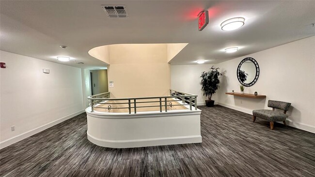 Building Photo - 300 St Joseph Pkwy