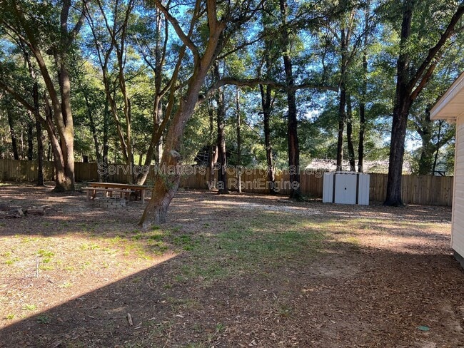 Building Photo - 6150 Franklin St