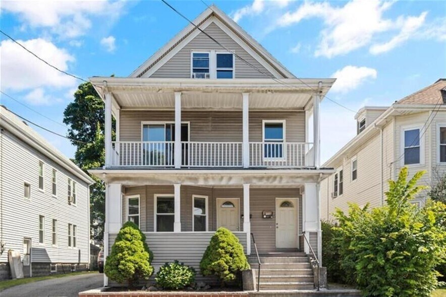 Building Photo - 138 George St