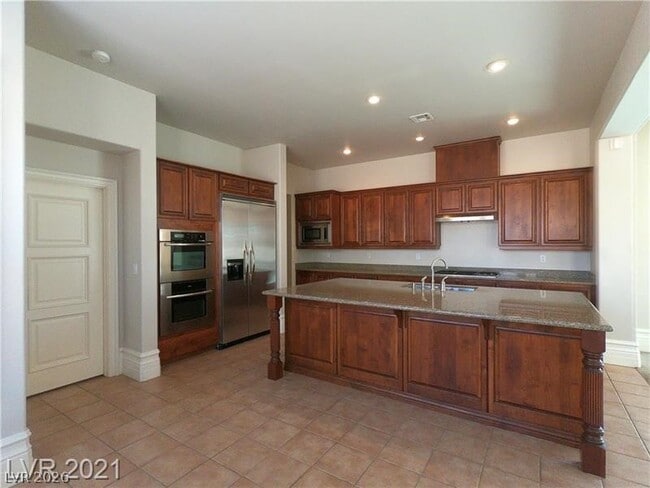 Building Photo - 496 Via Palermo Dr