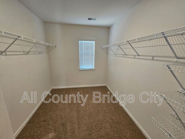 Building Photo - 1016 Summerlin Trl