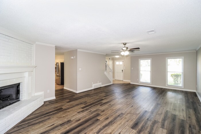 Building Photo - 8821 Chimneyrock Blvd.