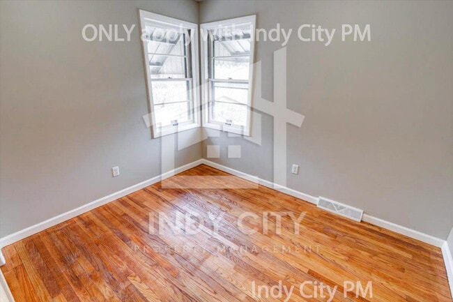 Building Photo - 1336 N Glen Arm Rd