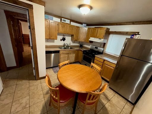 #2 Full Kitchen - 9305 Chipita Park Rd