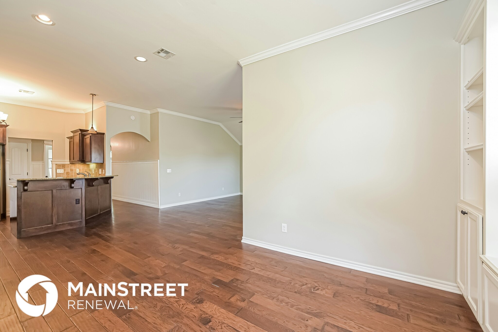 Building Photo - 17300 Triana Dr