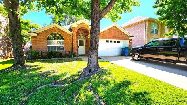 Building Photo - 4916 Timberview Dr