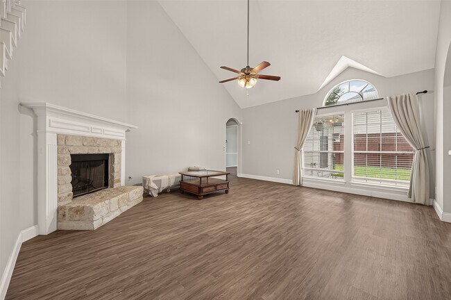Building Photo - 16523 Wax Mallow Dr