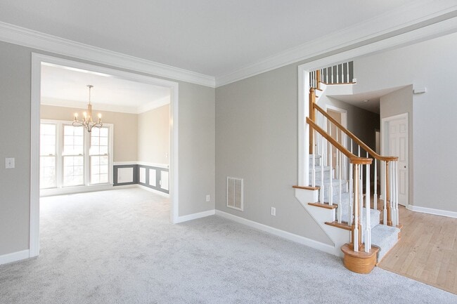 Building Photo - Beautiful 5 bedroom home in Cameron Estates!