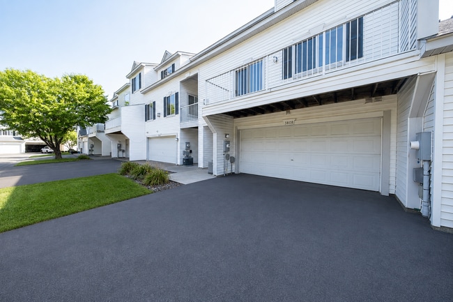 Building Photo - 3808 Abercrombie Ln