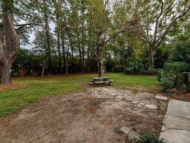 Building Photo - 4 Bedroom 2 Bath House in Lawton Bluff - James Island