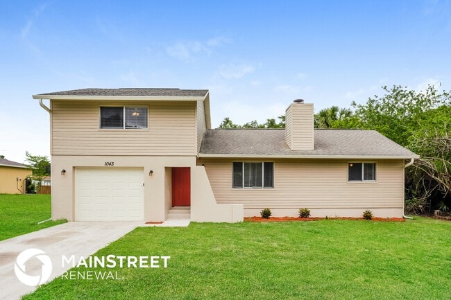 Building Photo - 1043 Cazenovia St