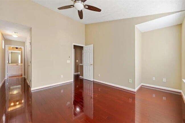 Building Photo - 5125 Sky Ridge Way