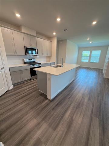 Building Photo - 10508 Big Lagoon Dr