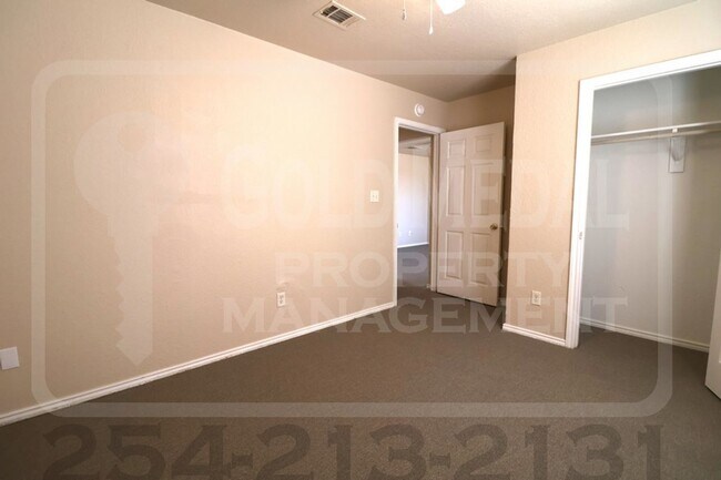 Building Photo - 3412 Cantabrian Dr