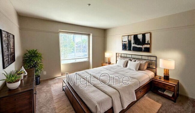 Building Photo - 7671 St Andrews Dr