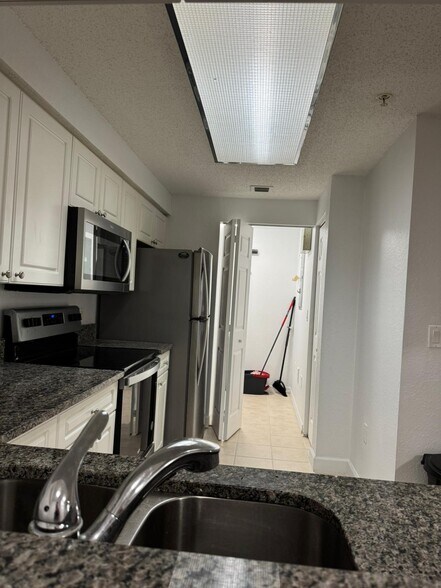 Building Photo - 2726 Anzio Ct
