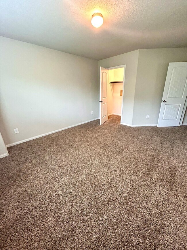 Building Photo - 22342 Clear Castle Dr