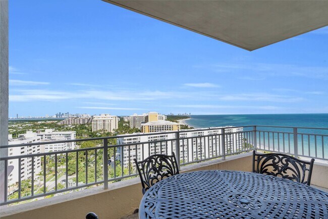 Building Photo - Step into luxury with this fully furnished PH offering stunning ocean and bay views. Located in t...
