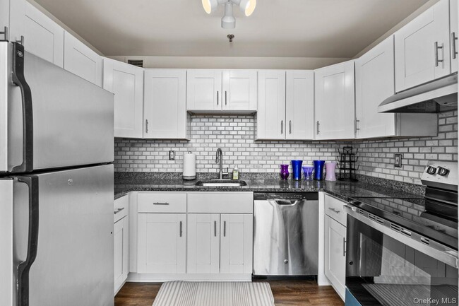 Building Photo - 85 McKinley Ave