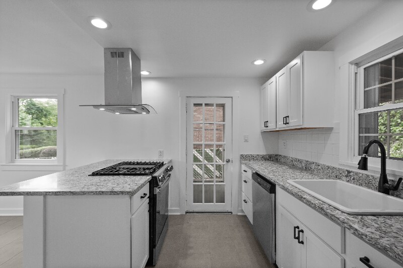 Building Photo - 1454 Elizabeth Blvd