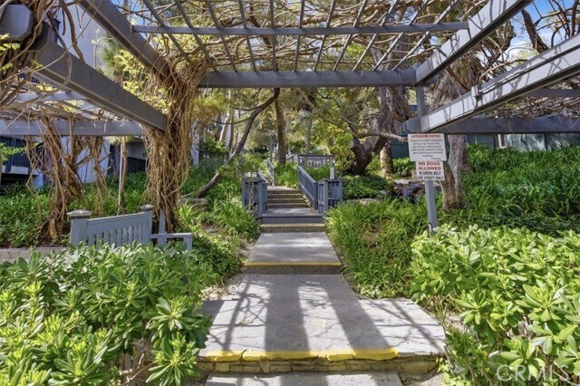 Building Photo - 3604 W Estates Ln