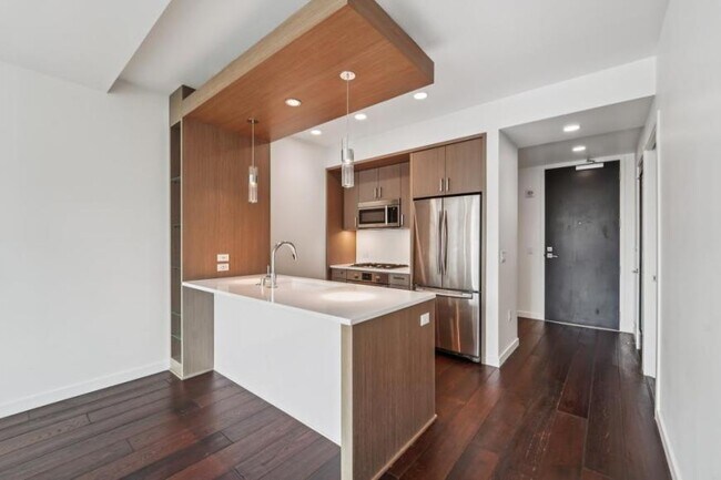 Building Photo - 1 bedroom in Seattle WA 98101