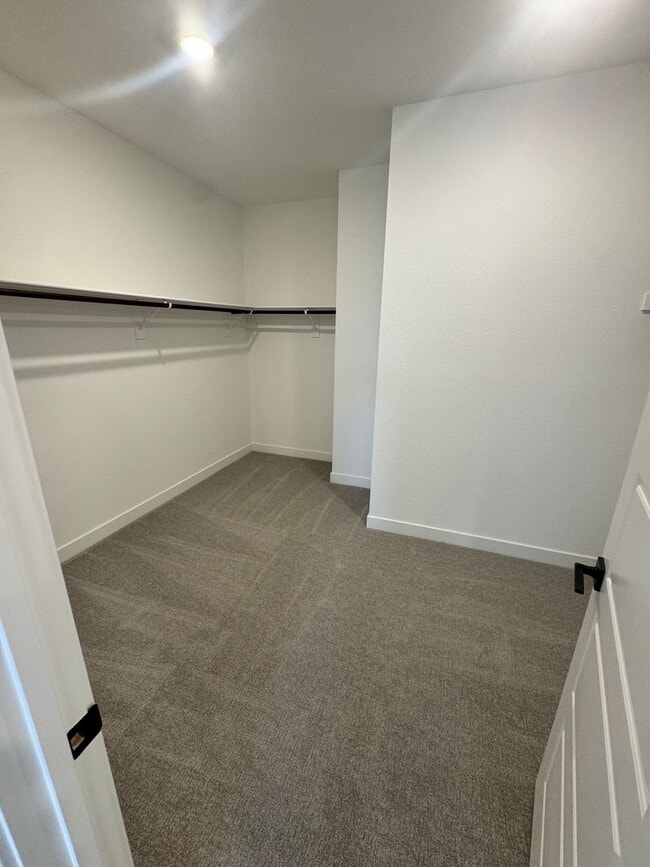 Building Photo - Brand New!!!  Beautiful 4 Bedroom Divario Home! VIEWS VIEWS VIEWS!!!