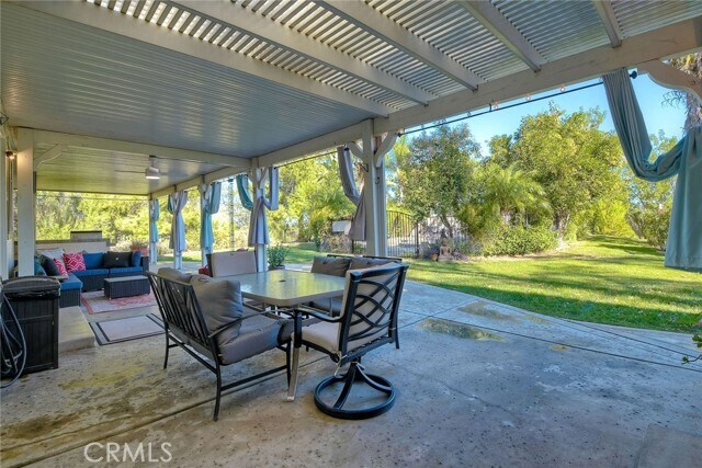 Building Photo - 35450 Calle Nopal