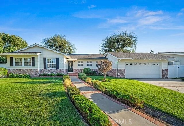 Building Photo - 18334 Los Alimos St