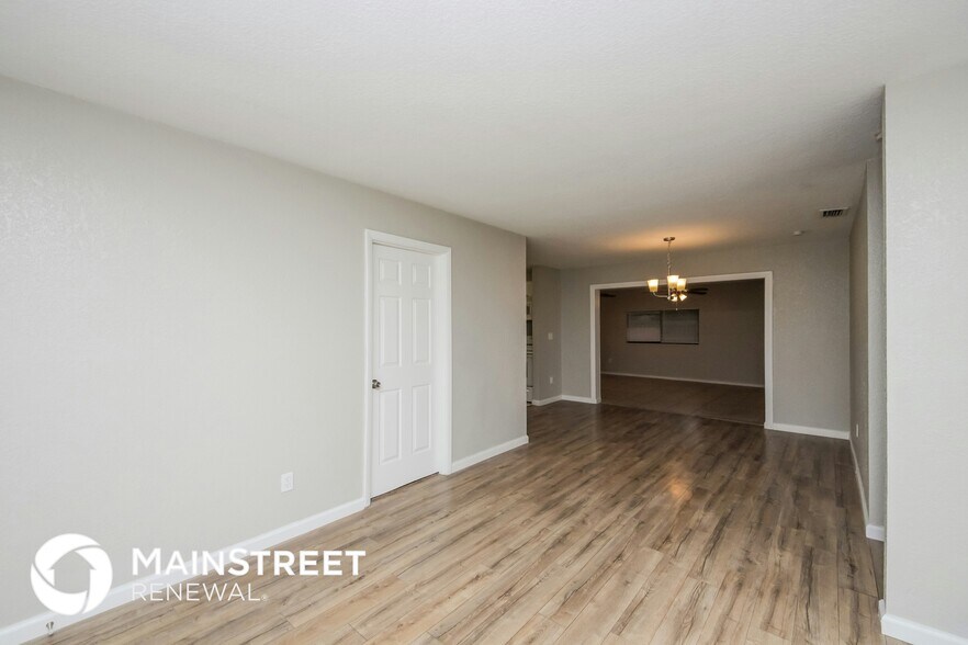 Building Photo - 4415 Brooke St