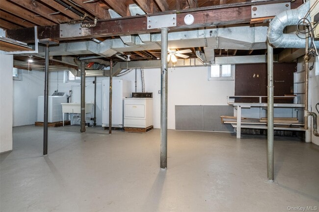 Building Photo - 83 Stevenson Ave