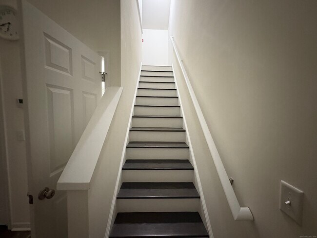 Building Photo - 2660 North Ave