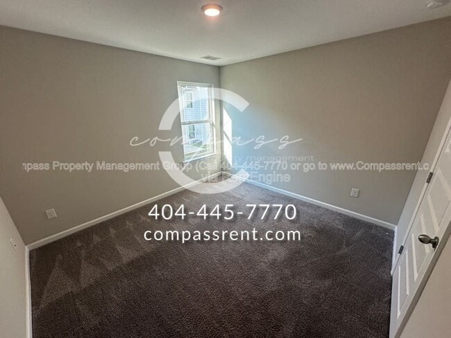 Building Photo - 113 Squarewood Ln NW