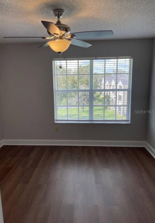 Building Photo - Sunset Lakes Community