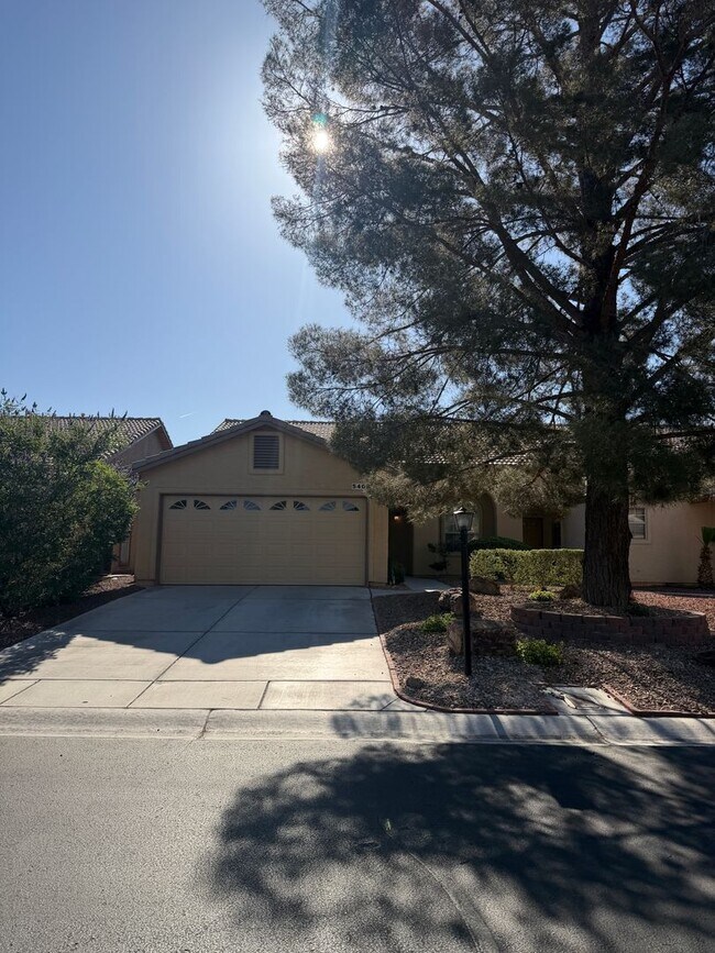 Building Photo - AMERICANA Property Mgmt - Charming 55+ Single-Story in Guard-Gated Los Prados!