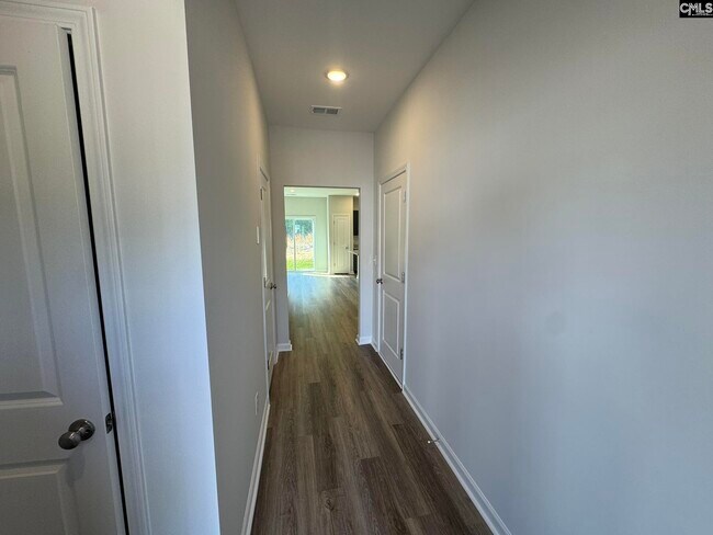 Building Photo - 2036 Armada Rd