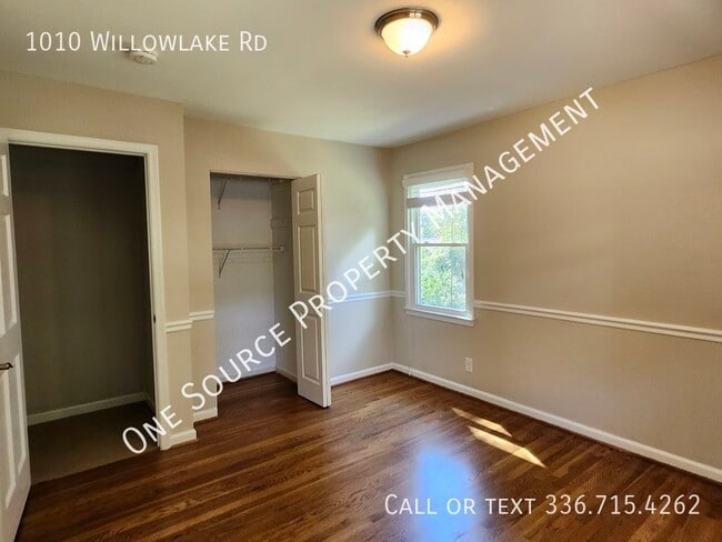 Building Photo - 1010 Willowlake Rd
