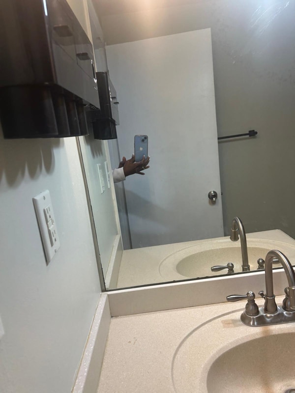 Building Photo - 3382 S 7860 W