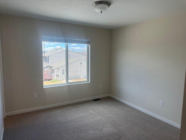 Building Photo - New Construction Townhome in University Park