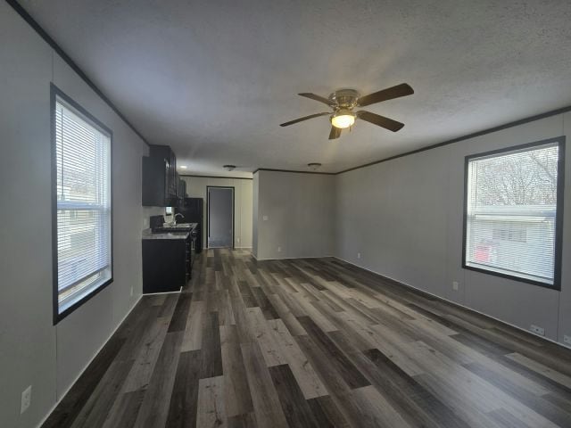 Building Photo - 433 Warbler Ln