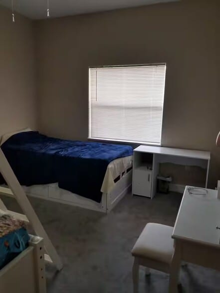 Building Photo - 2097 Hidden Grove Ln