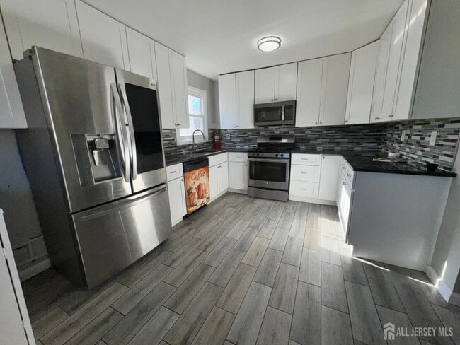 Building Photo - 1108 Frank St