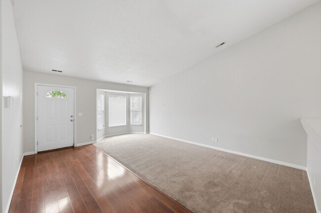 Building Photo - 2575 Athena Dr