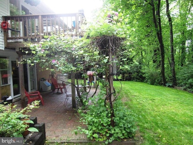 Building Photo - 3913 Moss Dr