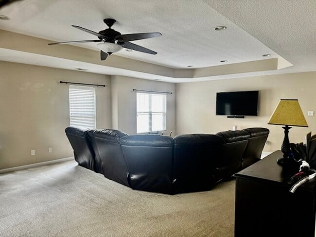 Building Photo - 949 Turtle Pond Ln