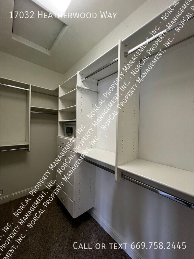 Building Photo - 17032 Heatherwood Way