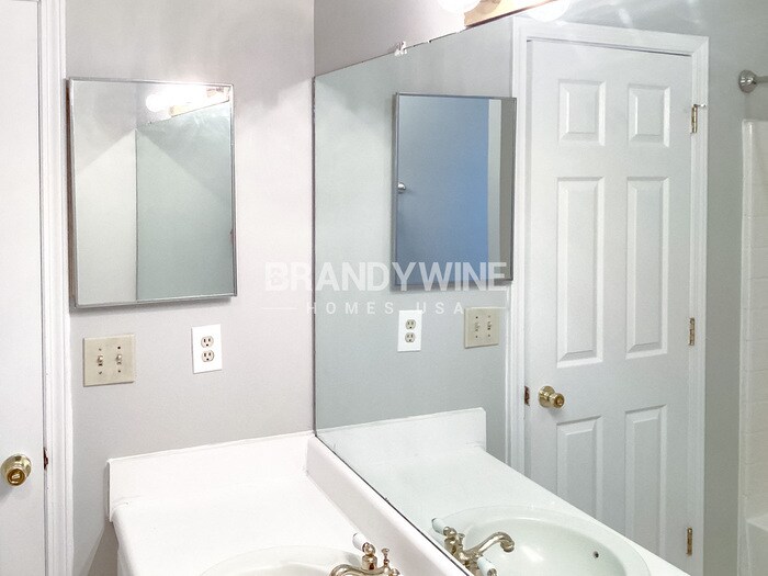 Building Photo - 3507 Kingsbrooke Ct